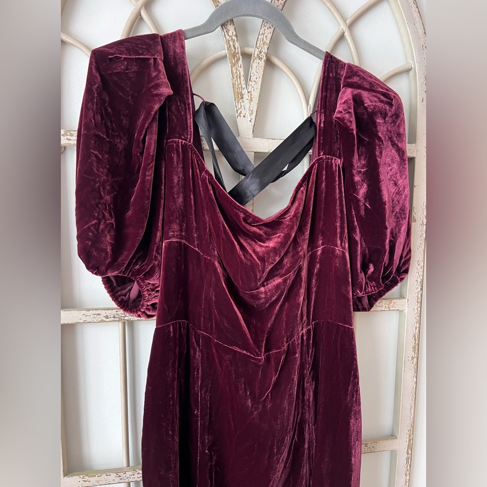 NWT Reformation Jocelyn Velvet Dress Size 10‎ Burgundy Red Midi - Picture 6 of 10